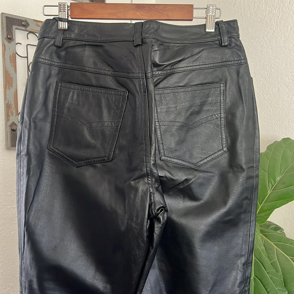 Newport News Leather Pants. Size 10 - Picture 5 of 5